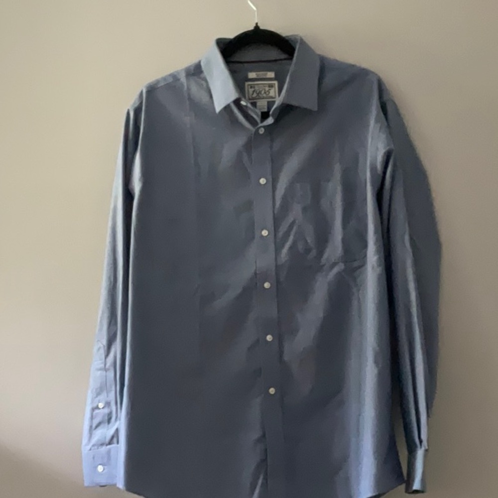 Jos A Bank Non Iron Bottom Down Shirt / Size 16 1/2 - 34